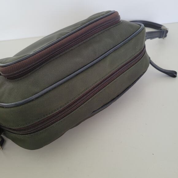 Coach Vintage Nylon Leather Trim Small Green Shoulder Bag Purse Zip Sport - Picture 9 of 14